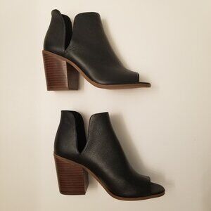 Sole Society Black Leather Ankle Boots  size7.5